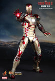 Hot Toys 1/6 Iron Man Mk XLII (Mark 42) Diecast Action Figure from Iron Man 3 Movie Masterpiece [SOLD OUT]