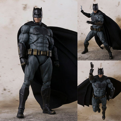 S.H.Figuarts Batman (Justice League Ver.) from Justice League DC Comics [SOLD OUT]